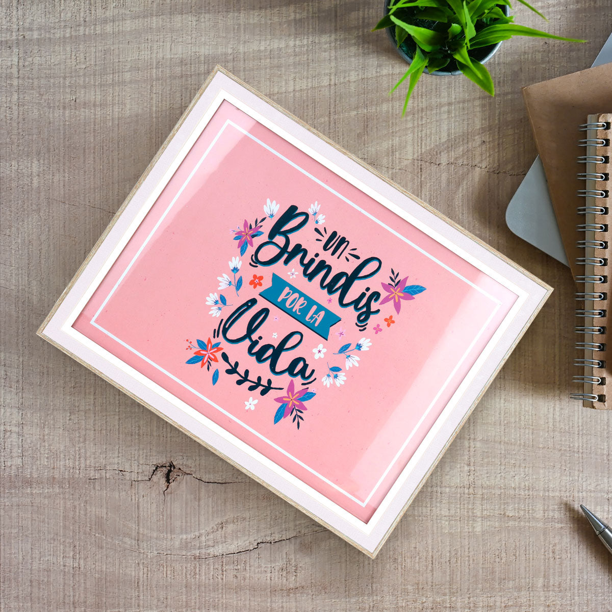 Portadocumento con Marco Blanco y Plateado