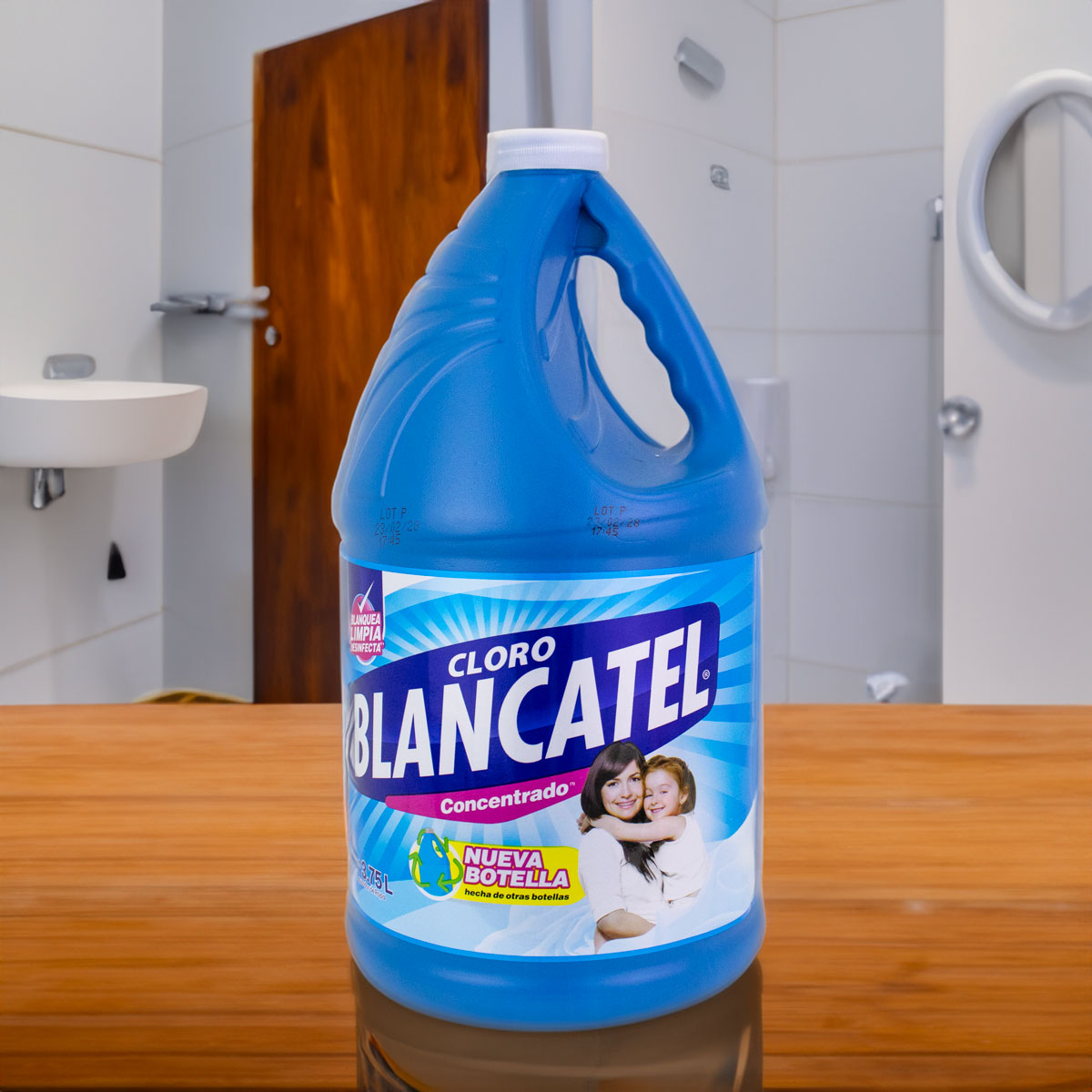 Cloro Blancatel Concentrado, 3.75L