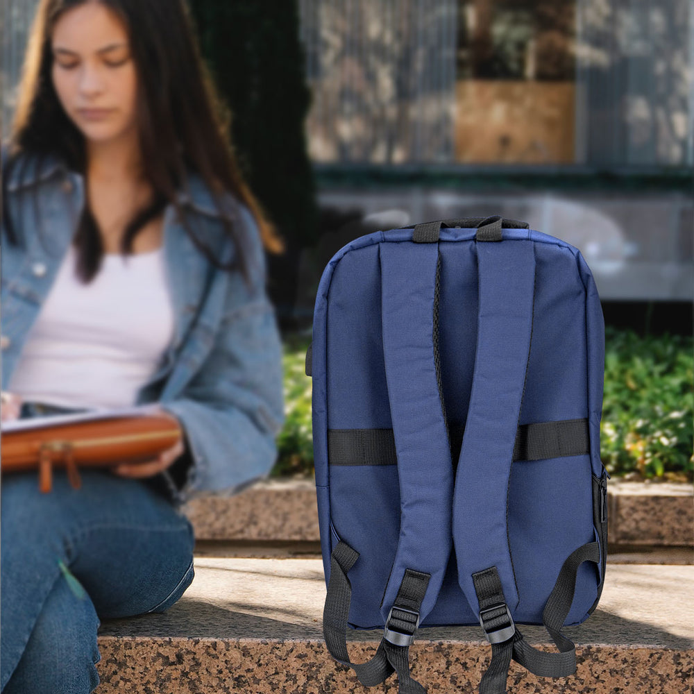 Mochila Porta Laptop con Cargador USB color Azul Marino