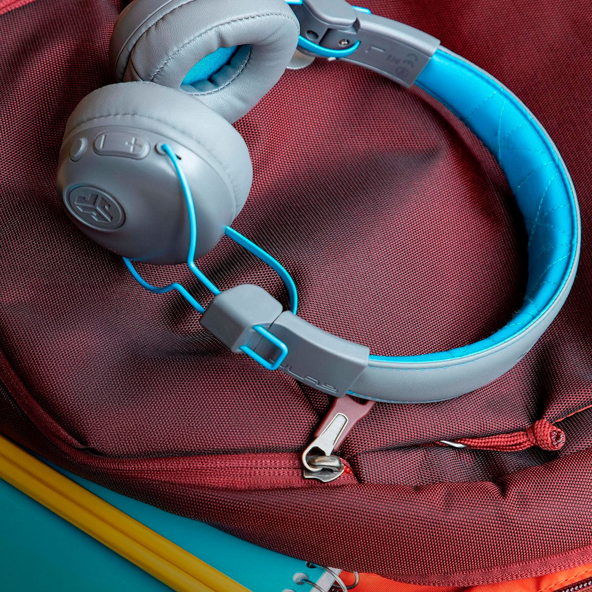 Audífonos Inalámbricos color Azul con Gris, Jlab Studio (Reacondicionado)