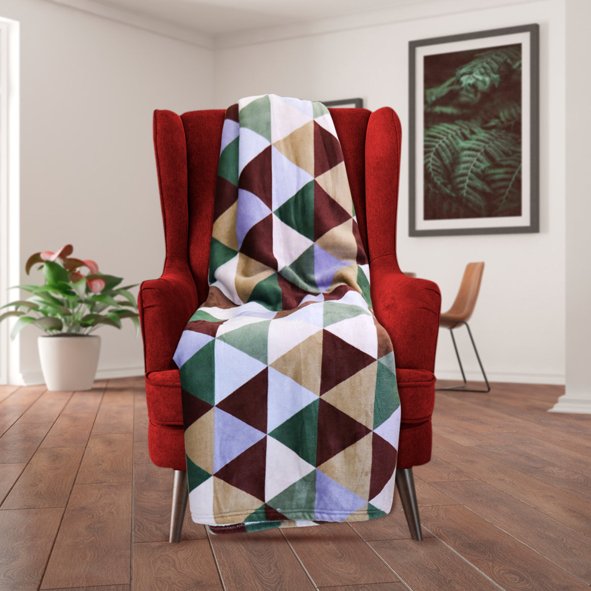 Cobija Afelpada con Diseño de Triángulos, 179x148cm