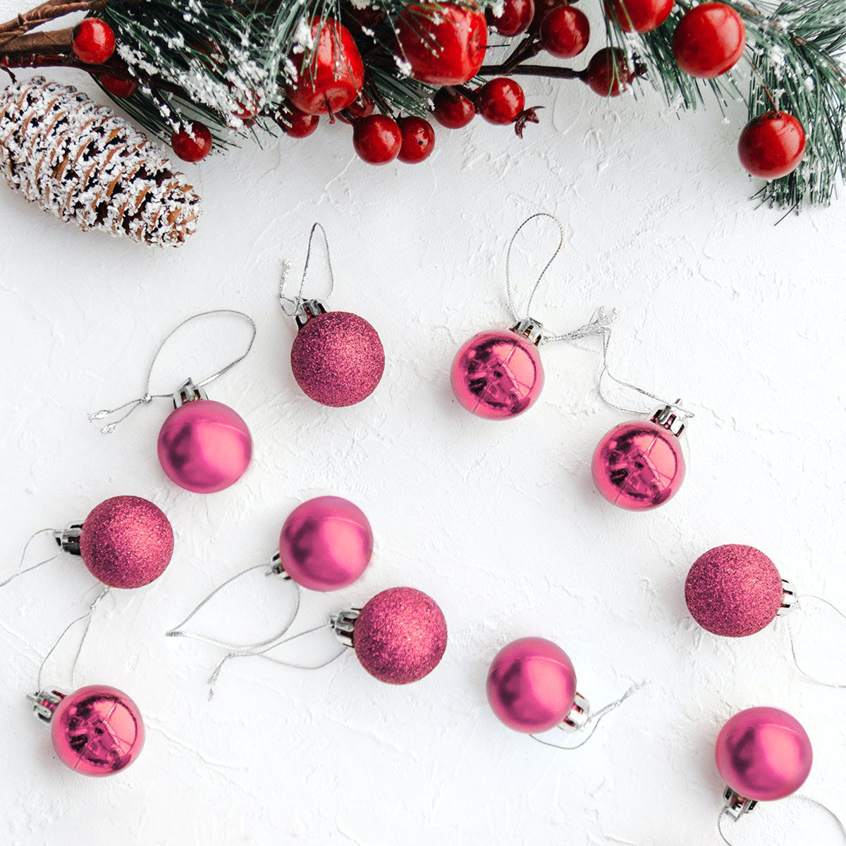 Esferas Navideñas color Rosa, 12 pzas.