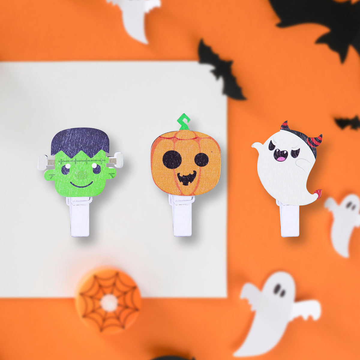 Pequeños Clips de Madera con Diseño de Halloween