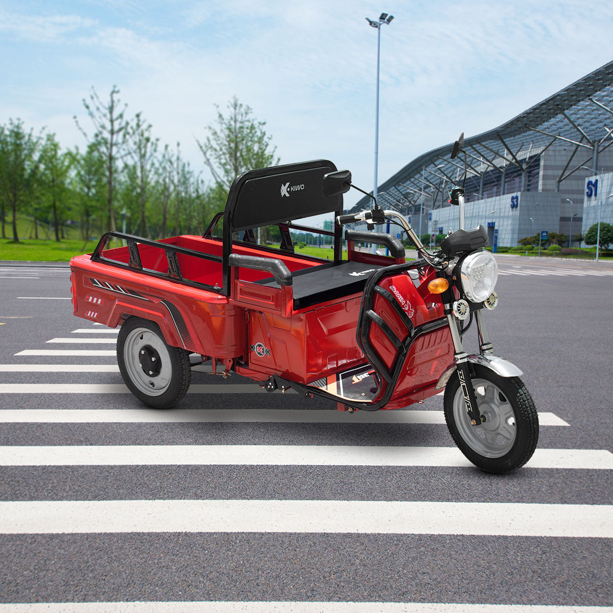 Triciclo de Carga Eléctrico Kiwo, Color Rojo
