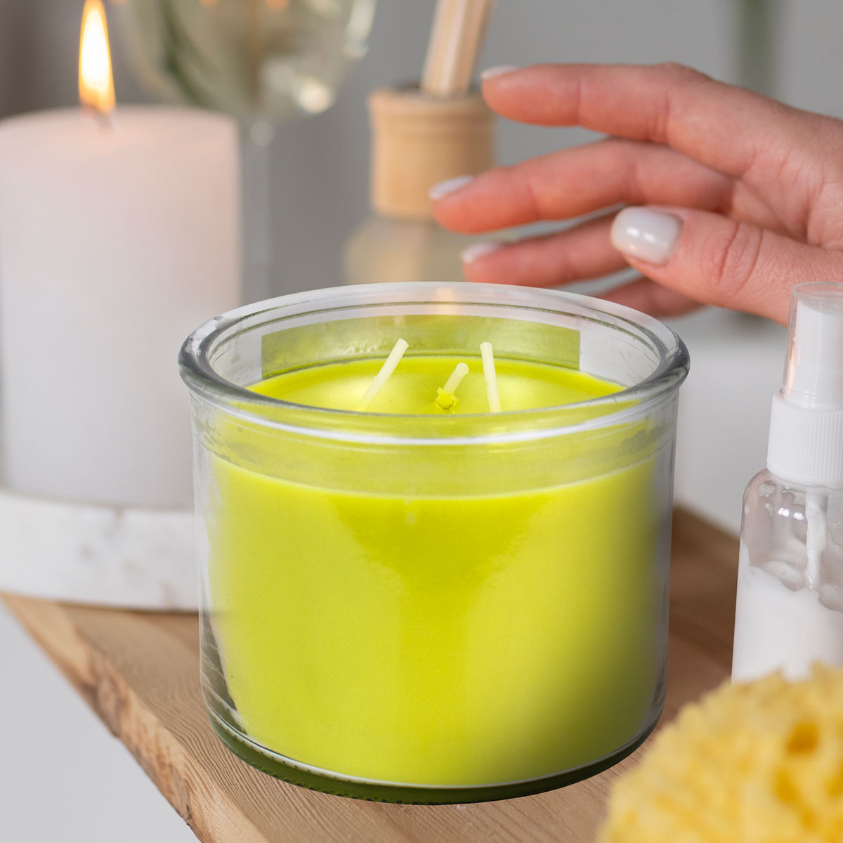 Vela Aromática a Coco con Limón, 3 Pabilos