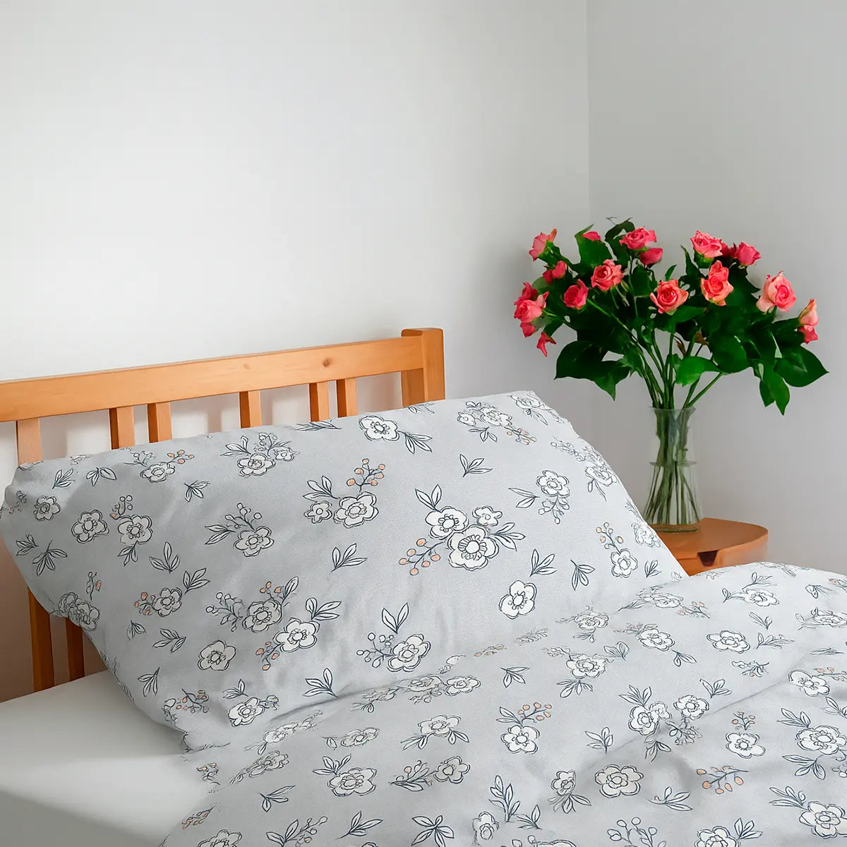 Juego de Sábanas Individual, Diseño Flores, Color Gris
