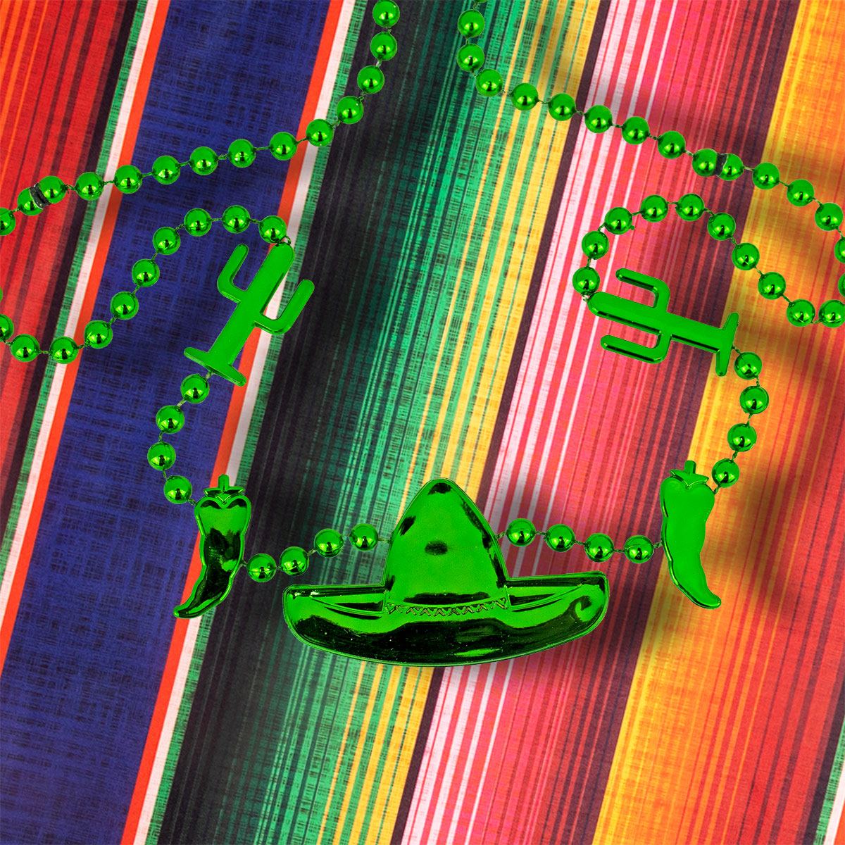 Collar con Decoración, Color Verde, 2 pzas