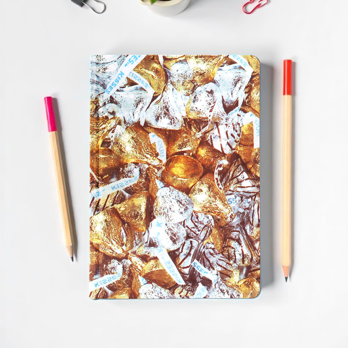 Forro Adhesivo Hershey’s, 4 pzas