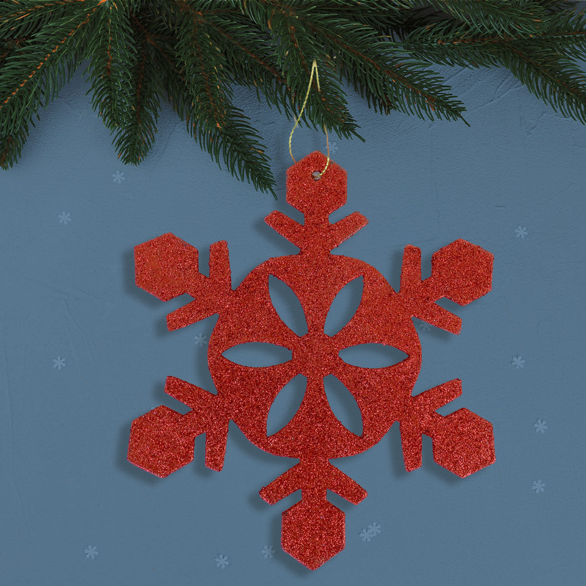 Decoración Colgante con Diseño de Copo de Nieve color Rojo.