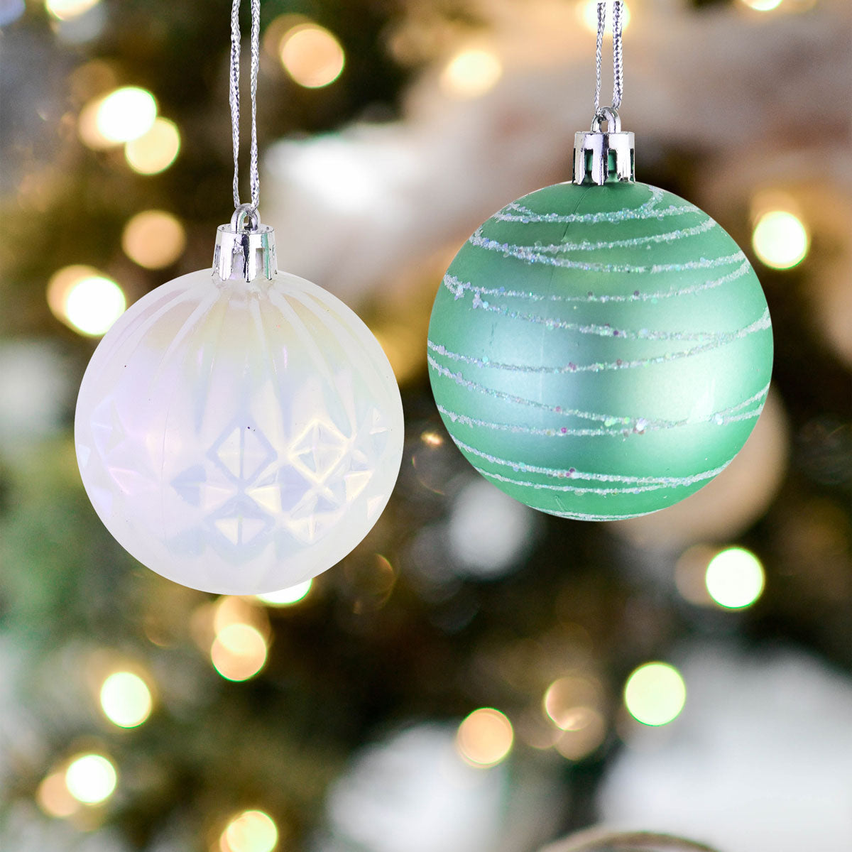 Esferas Decorativas color Verde y Blanco