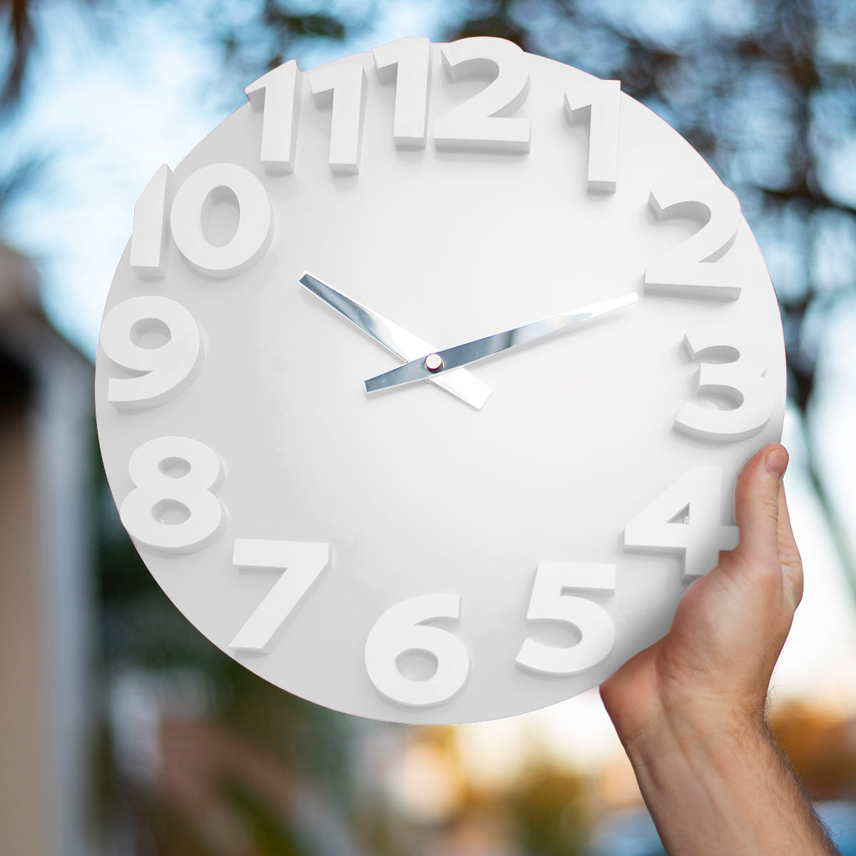 Reloj Moderno con Relieve para Pared, color Blanco