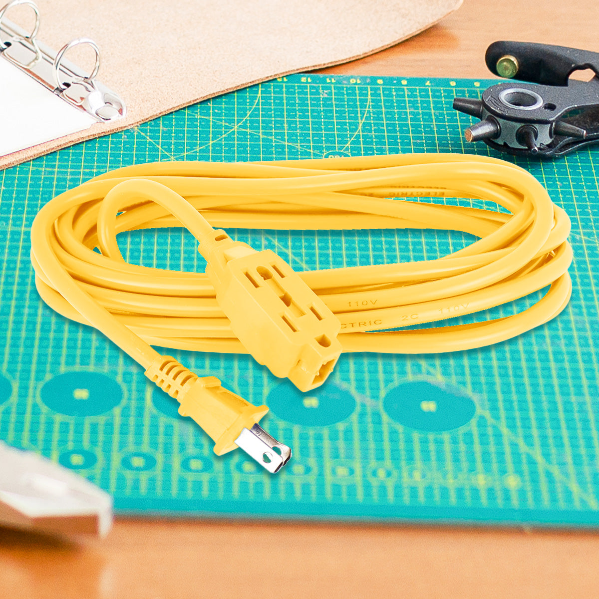 Extensión Eléctrica con 3 Contactos Polarizados, 4 metros, color Amarillo