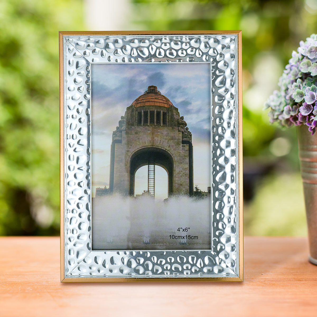 Portarretratos con Marco Metálico color Plata con Bronce, 10x15cm