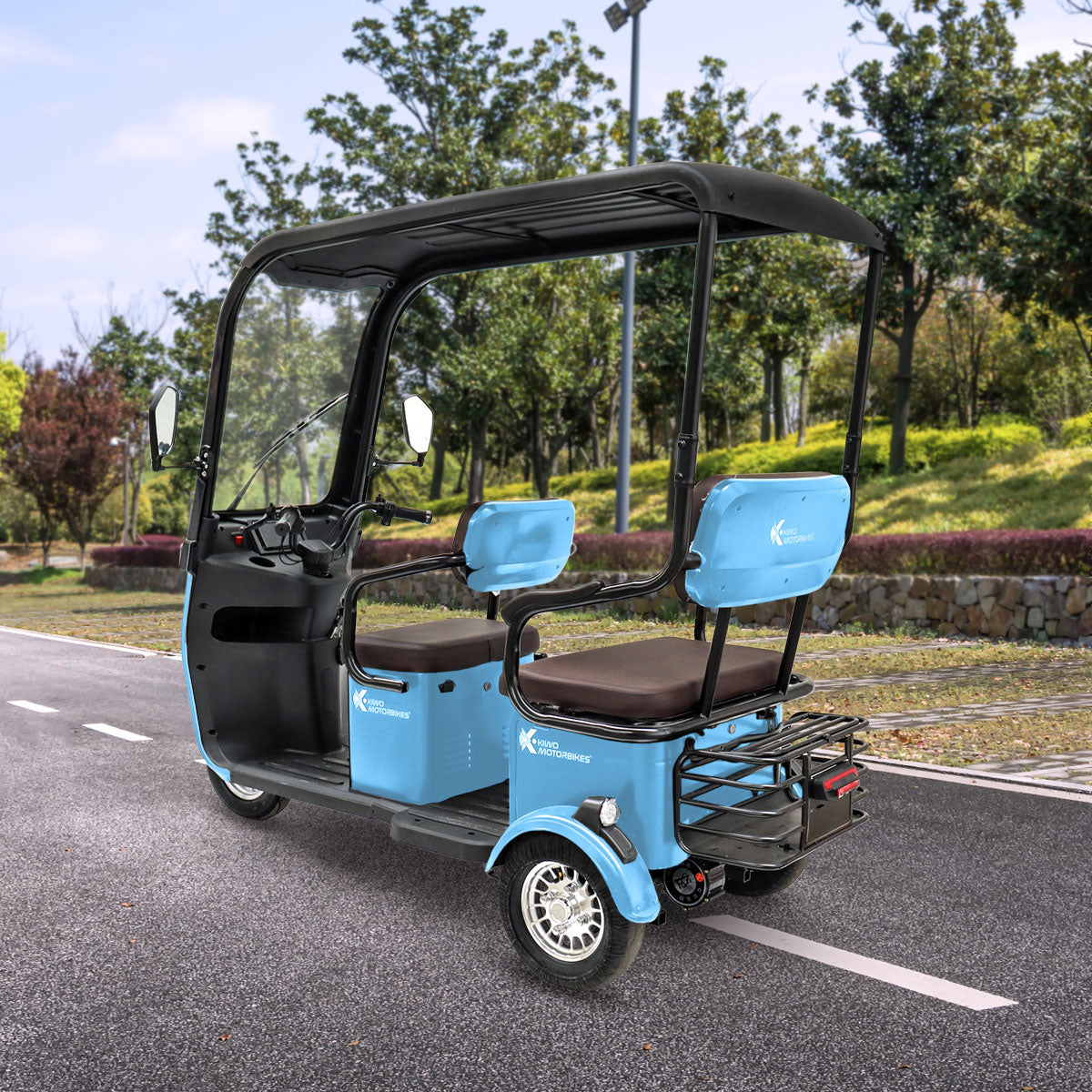 Kiwo, Triciclo Eléctrico con Techo, Modelo BTY002, Color Azul Cielo