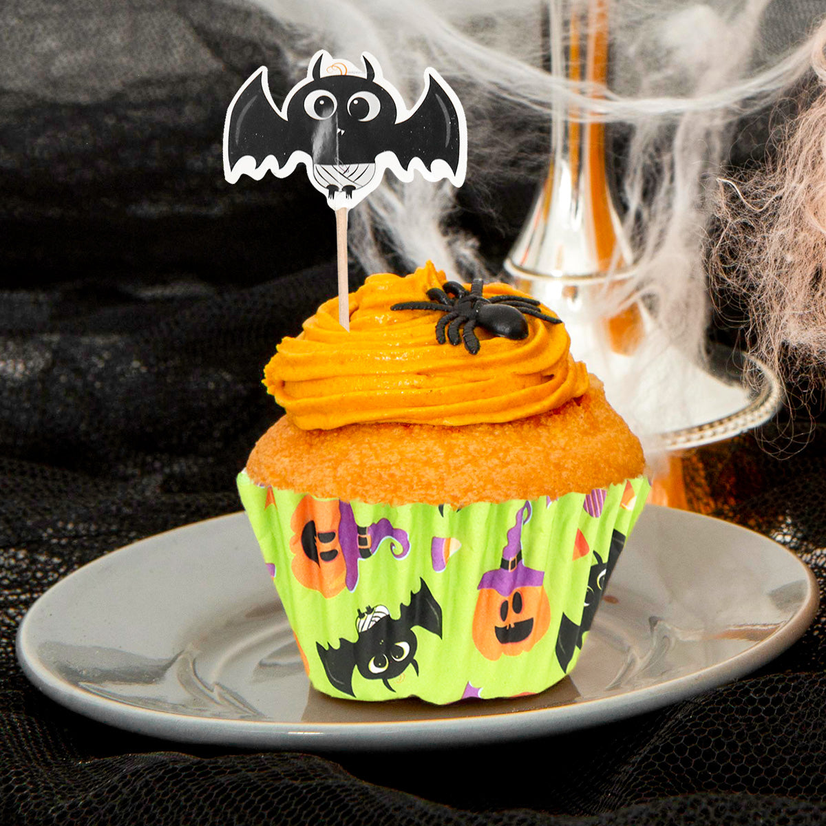 Set para Cupcakes: Capacillos color Verde y Palillos Decorativos