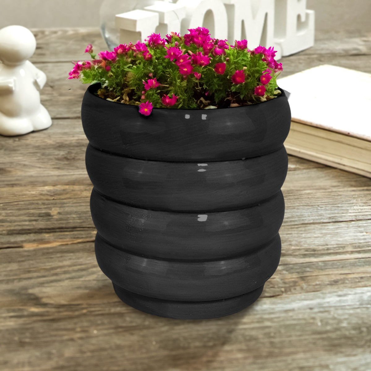 Maceta con Textura Gusano, Color Negro