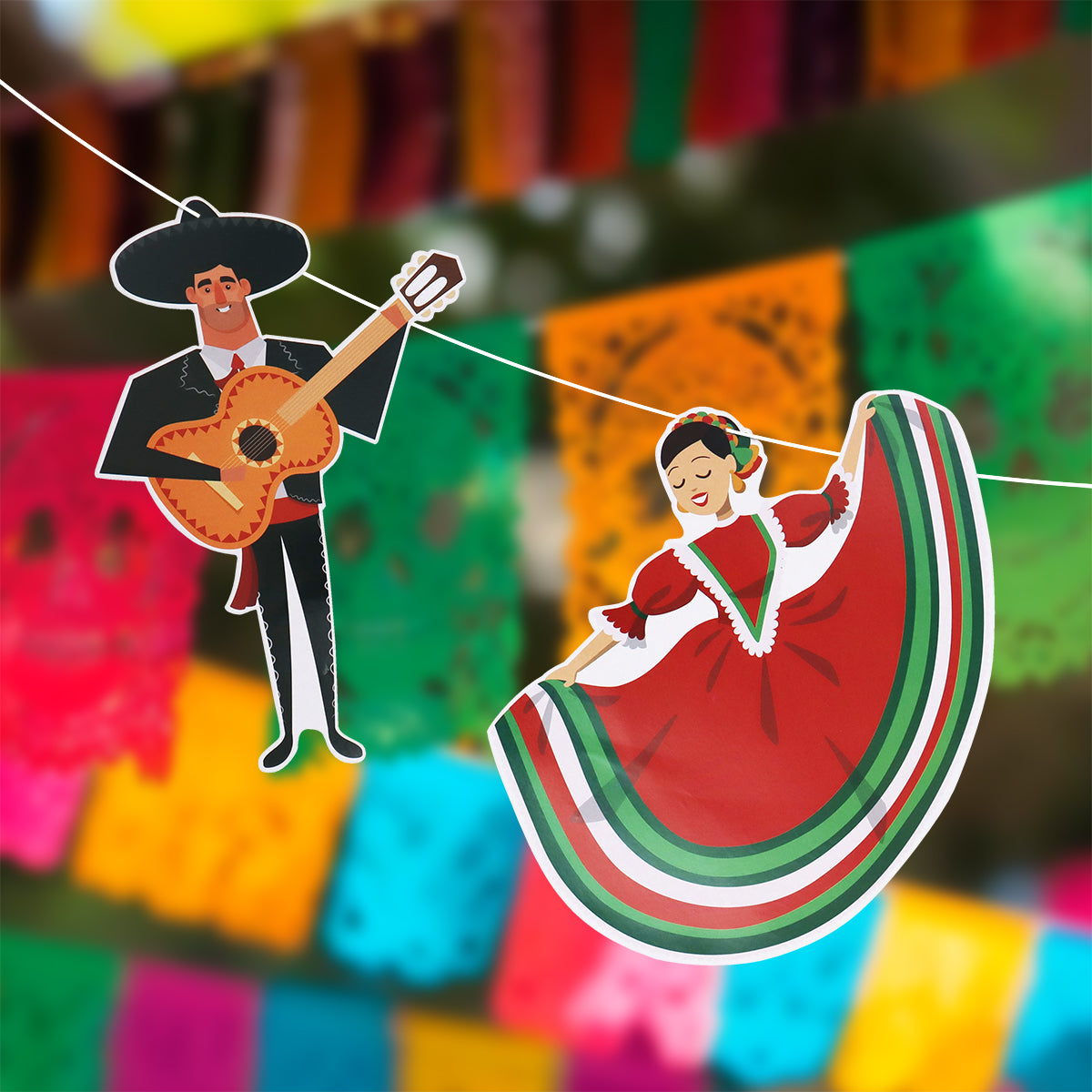 Decoración Colgante de Adelita y Músico para Fiestas Patrias