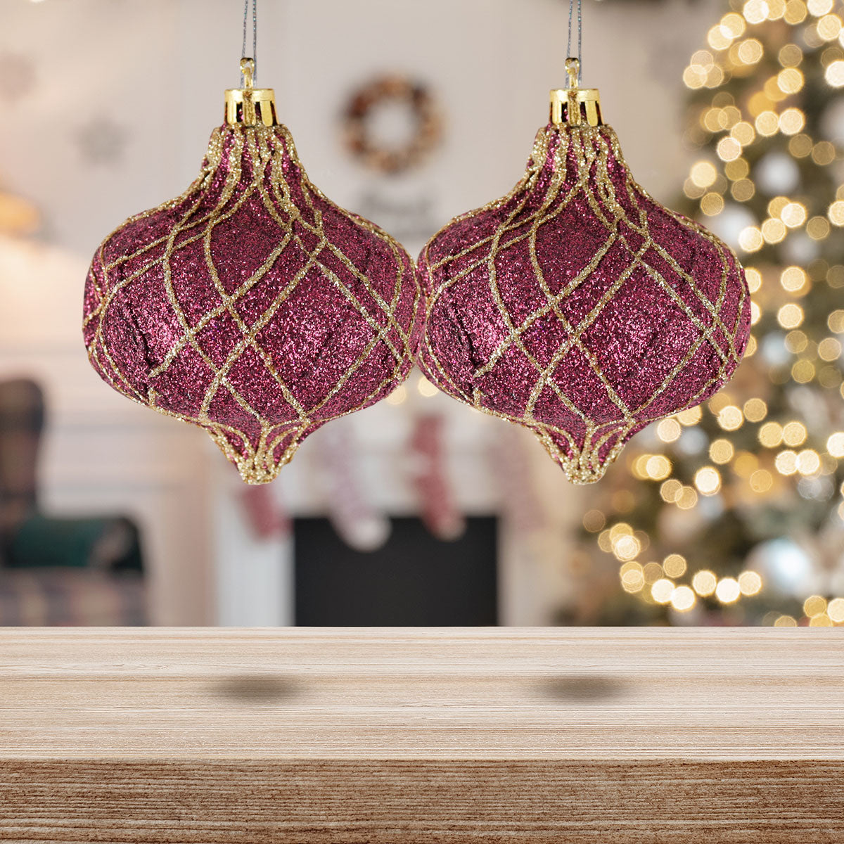 Esferas Navideñas con Glitter, Forma Cebolla, Color Vino, 2 pzas