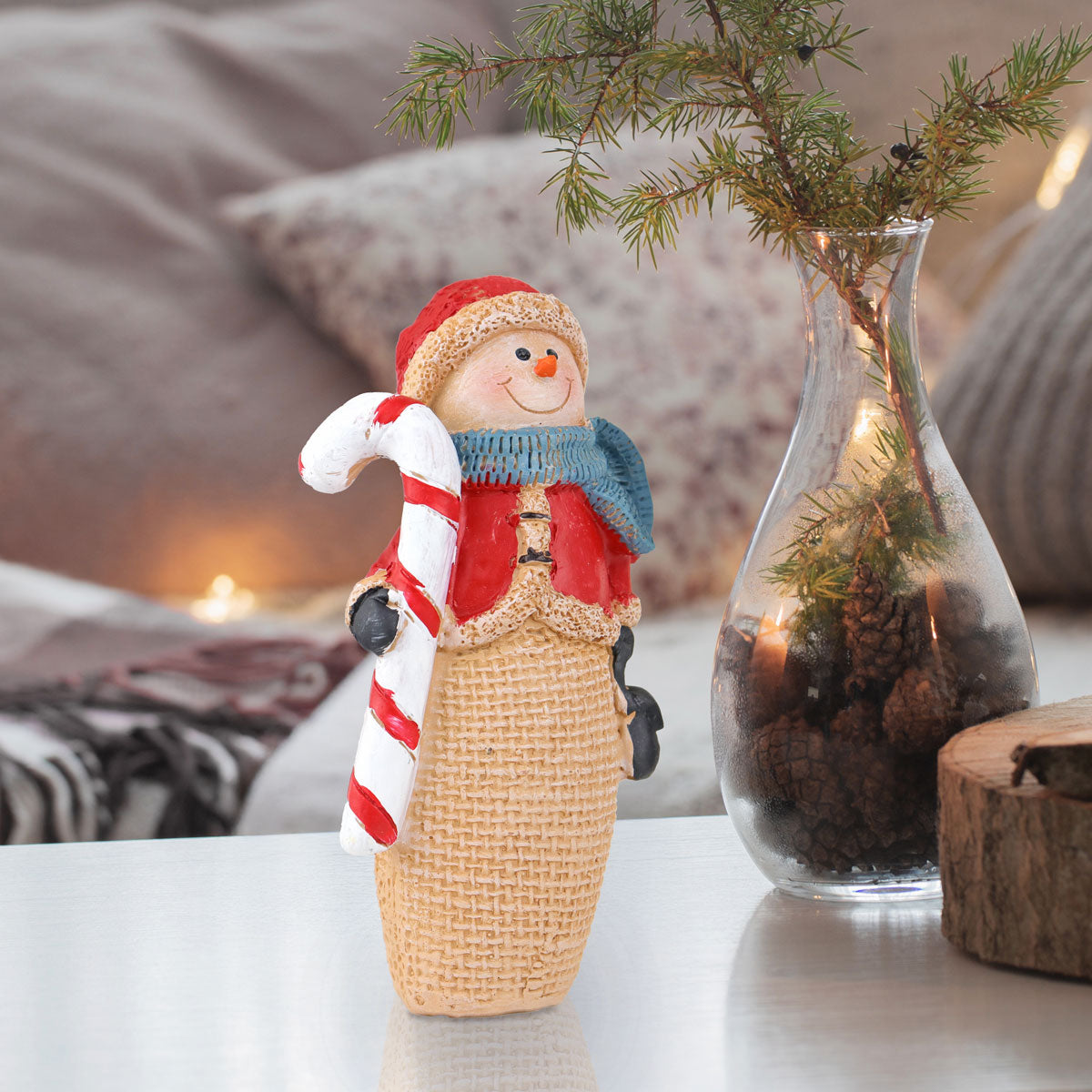 Snowman con Dulce, Figura Decorativa de Cerámica