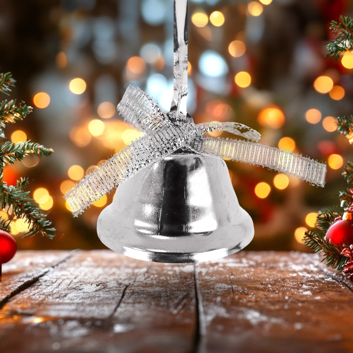 Ornamento Mini Campanas, Color Plata, 5 pzas