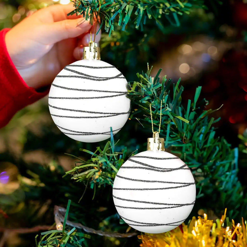 Esferas Navideñas Elegance color Plata, 2pzas