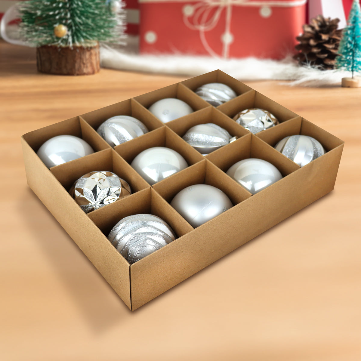 Set de Esferas Navideñas color Plata, 12pzas