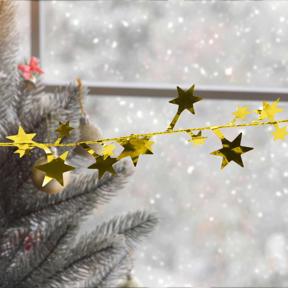 Guirnalda Navideña de Tinsel Brillante color Oro, 7.5m