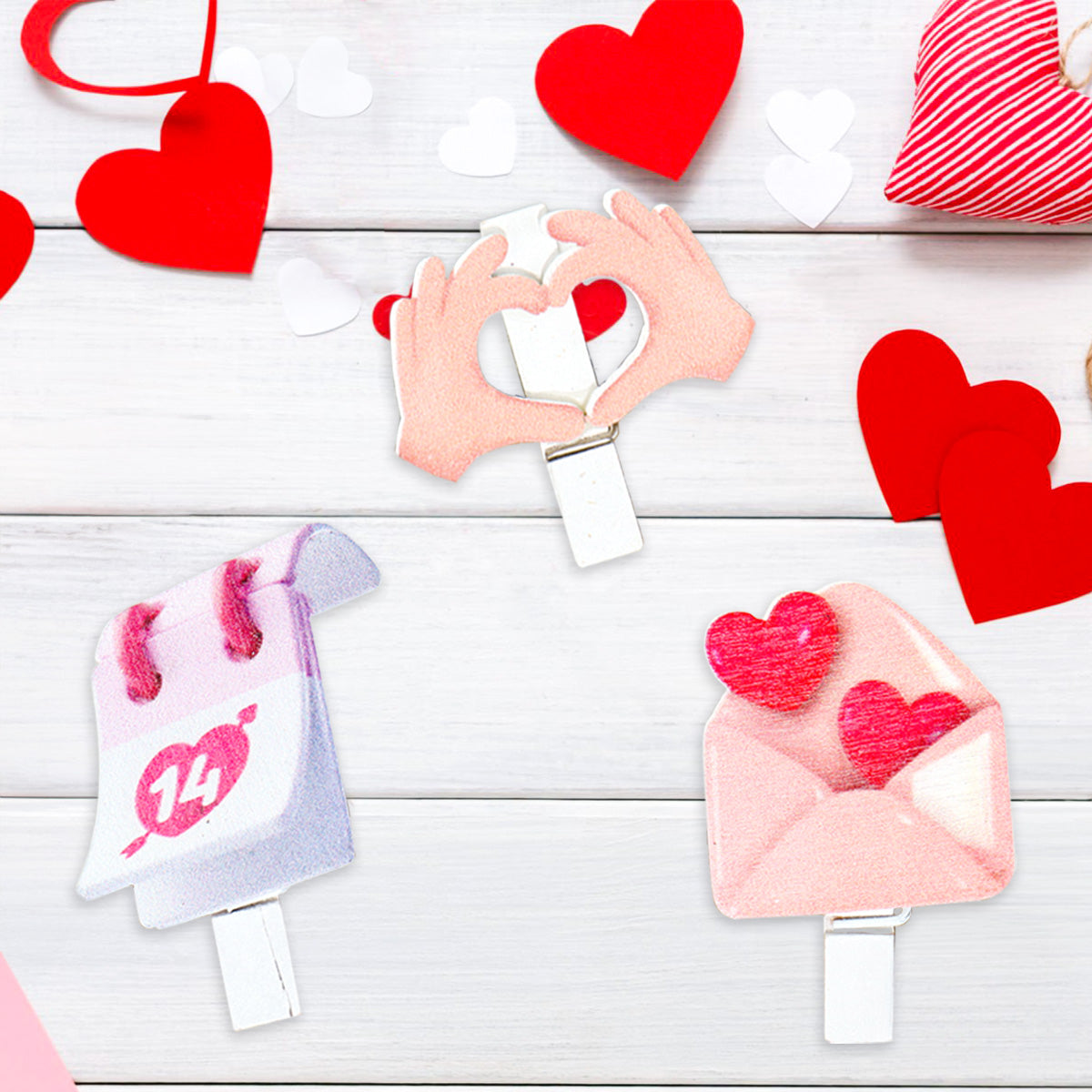 Pequeños clips decorativos de San Valentín, Love 3 piezas.