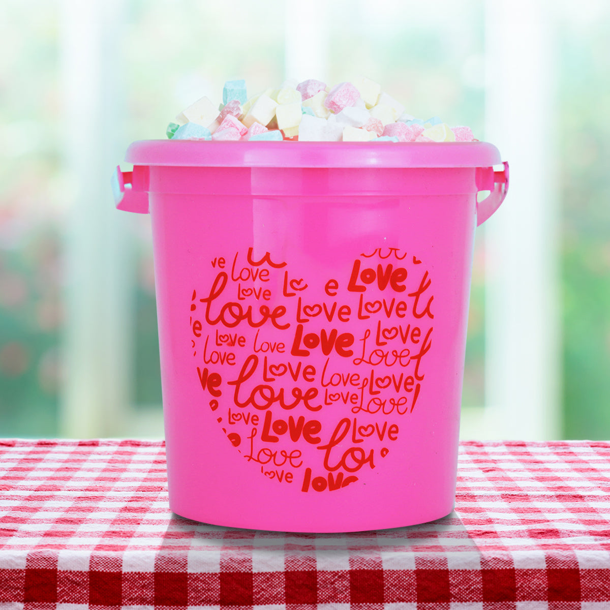 Cubeta de Plástico Diseño de Corazón, color Rosa