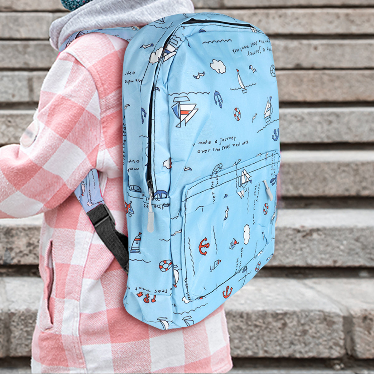 Mochila con Diseño de Barquitos, Color Azul