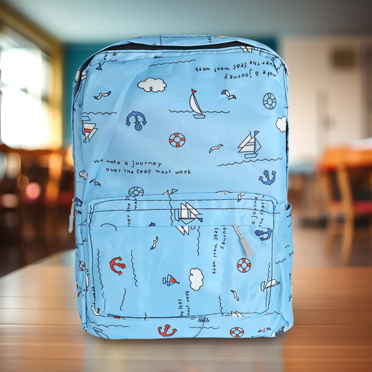 Mochila con Diseño de Barquitos, Color Azul