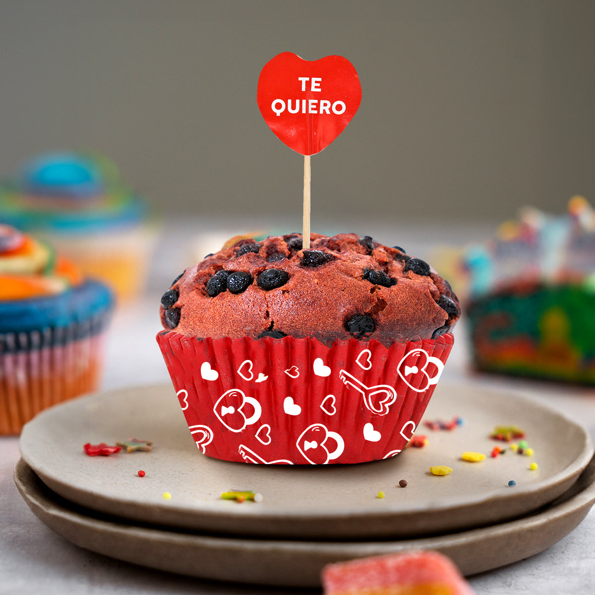 Set para Decoración de Cupcakes "Love" color Rojo, 48pzas