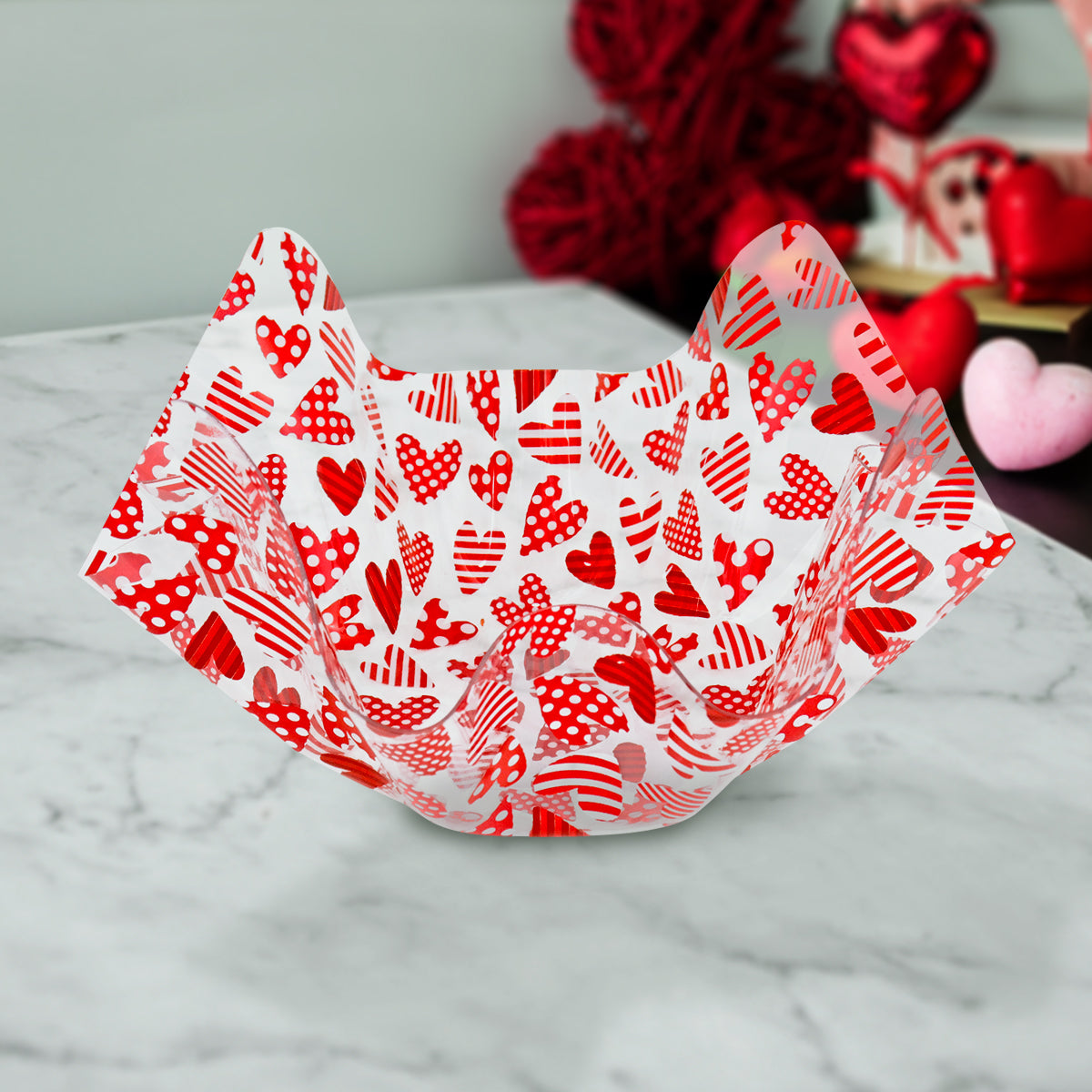 Charola de Acrílico Transparente de Corazónes, color Rojo