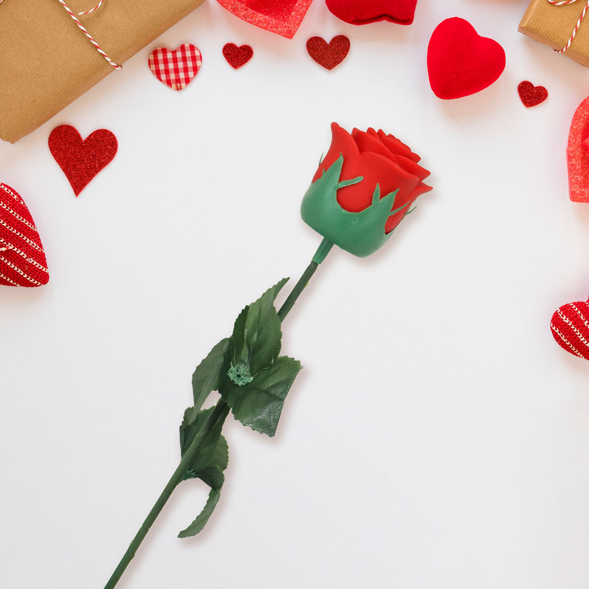 Rosa de Plástico, Color Rojo