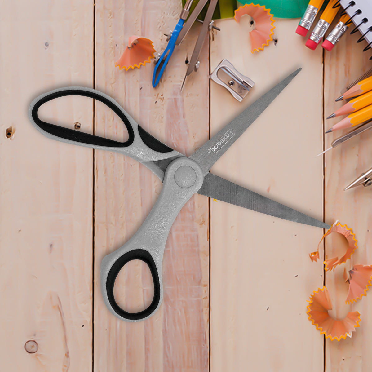 Tijeras Promarx, Color Gris con Negro