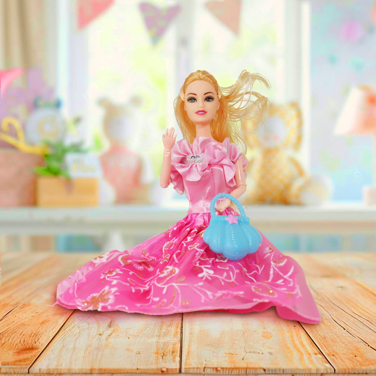 Muñeca Fashion con Vestido Rosa