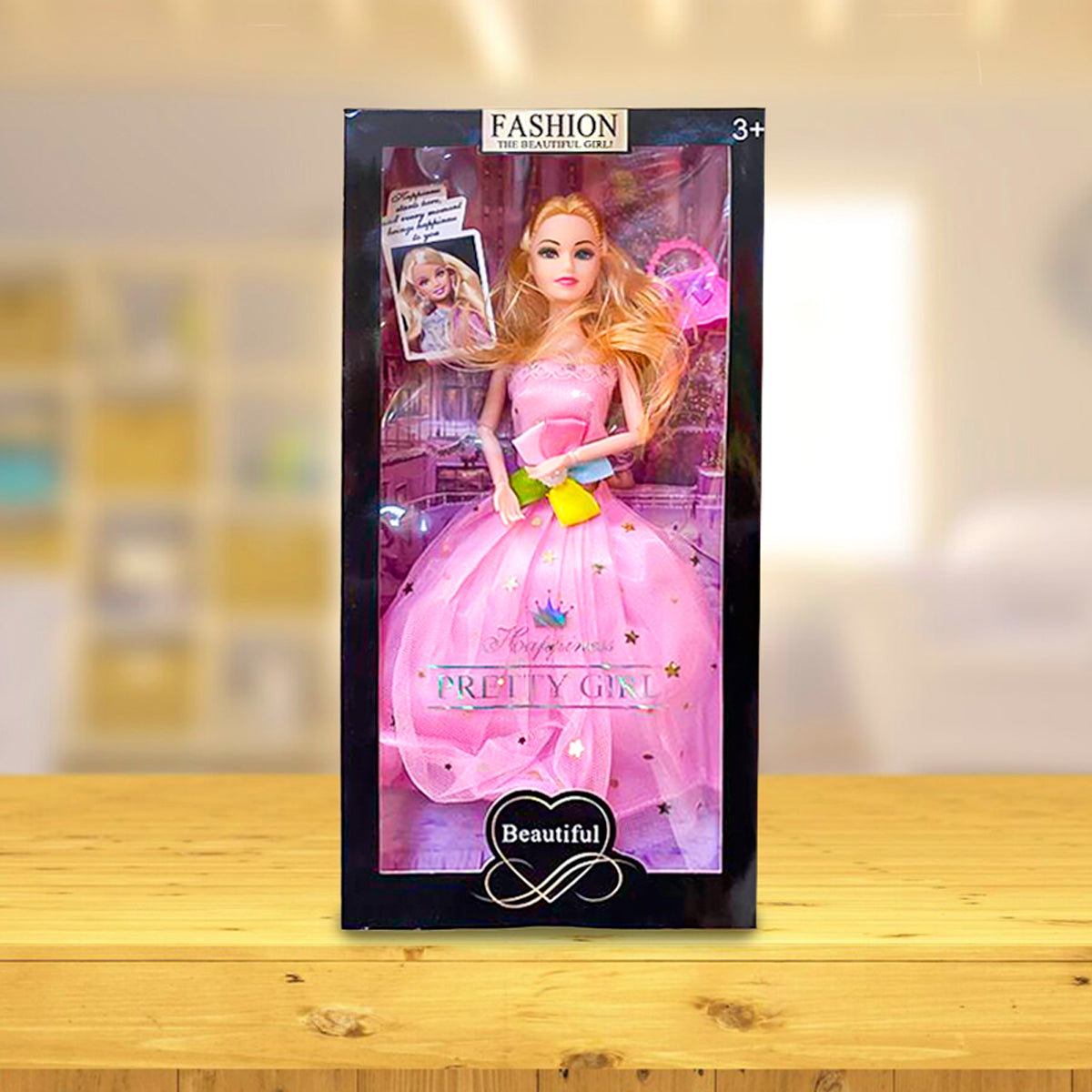 Muñeca Fashion con Vestido Rosa Claro