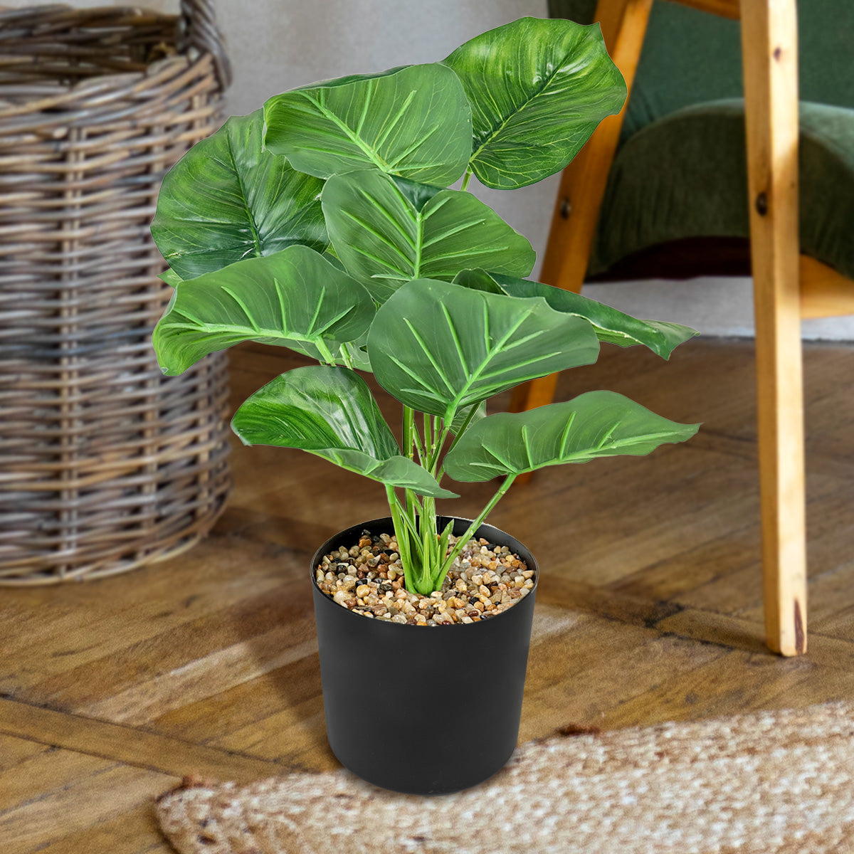 Maceta Negra con Planta Hoja Verde Artificial