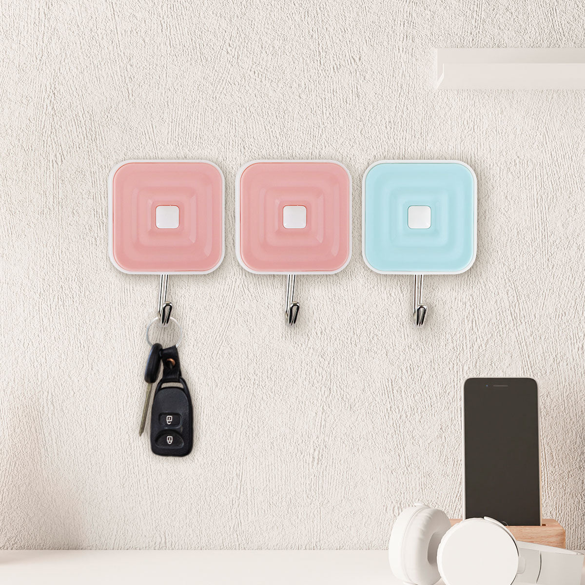 Colgadores Metálicos Cuadrados Autoadhesivos, Color Rosa y Azul, 3 pzas