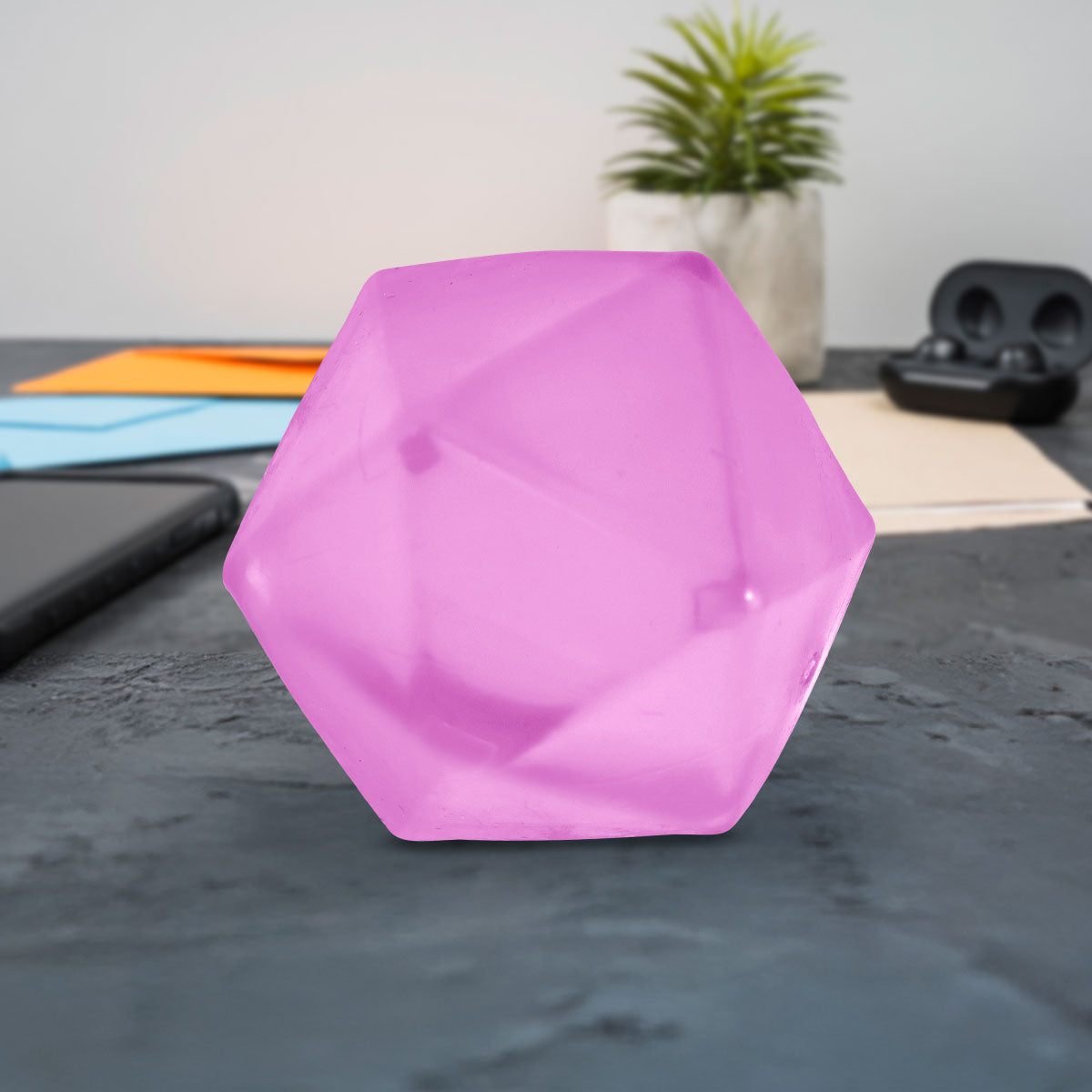 Squishy Poligonal, Color Morado