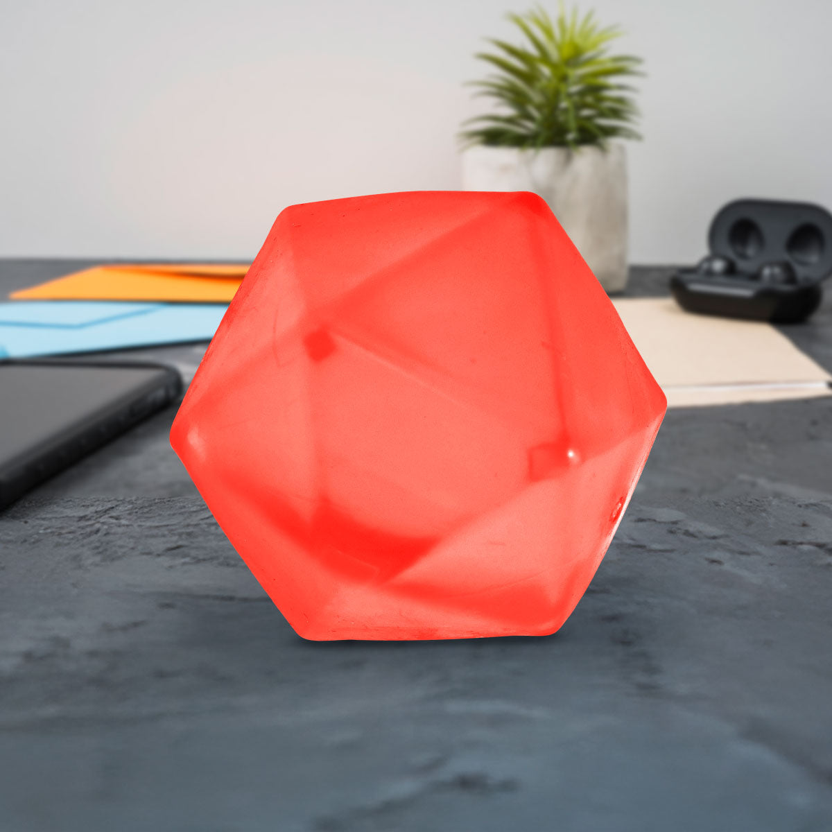 Squishy Poligonal, Color Rojo