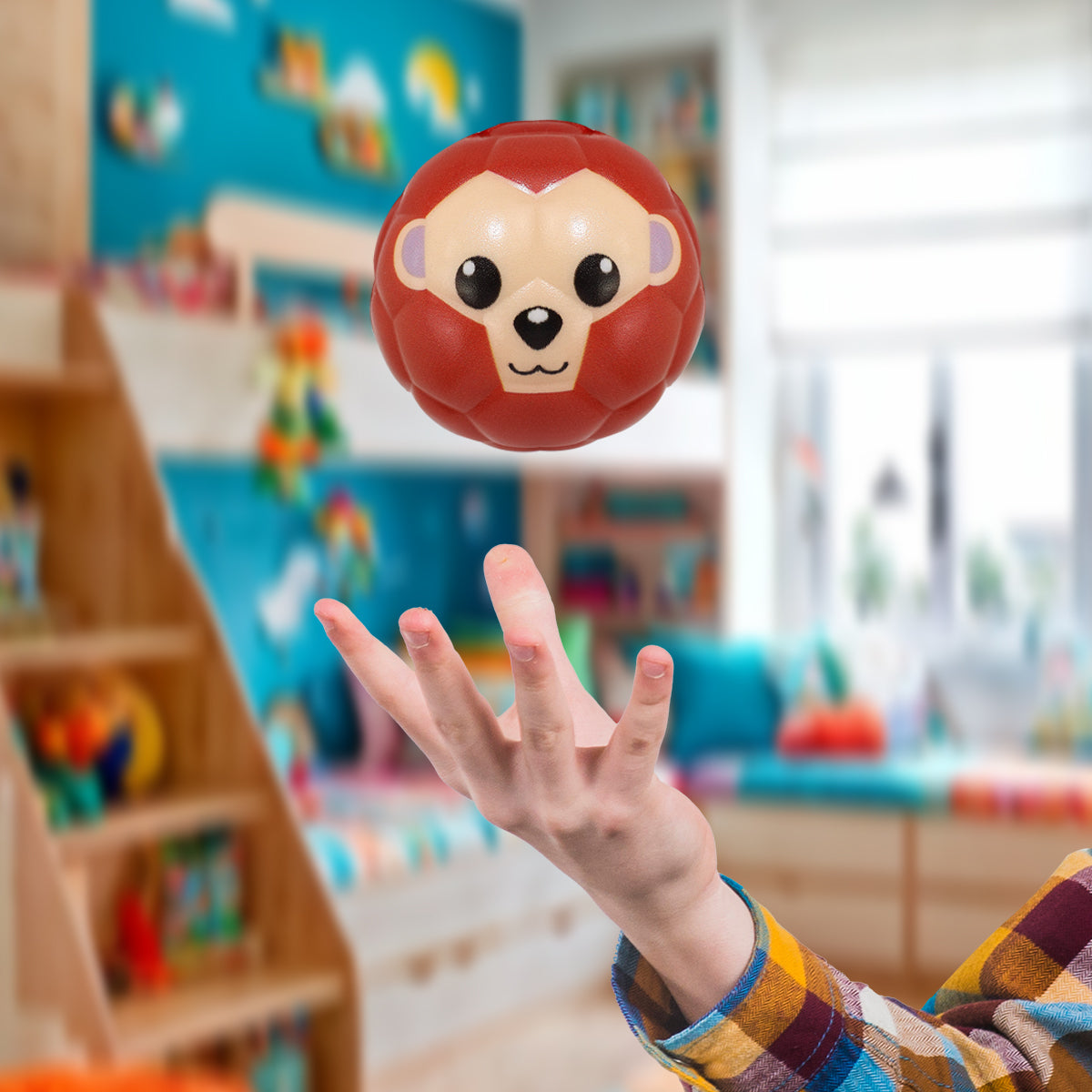 Pelota de Espuma, Mono