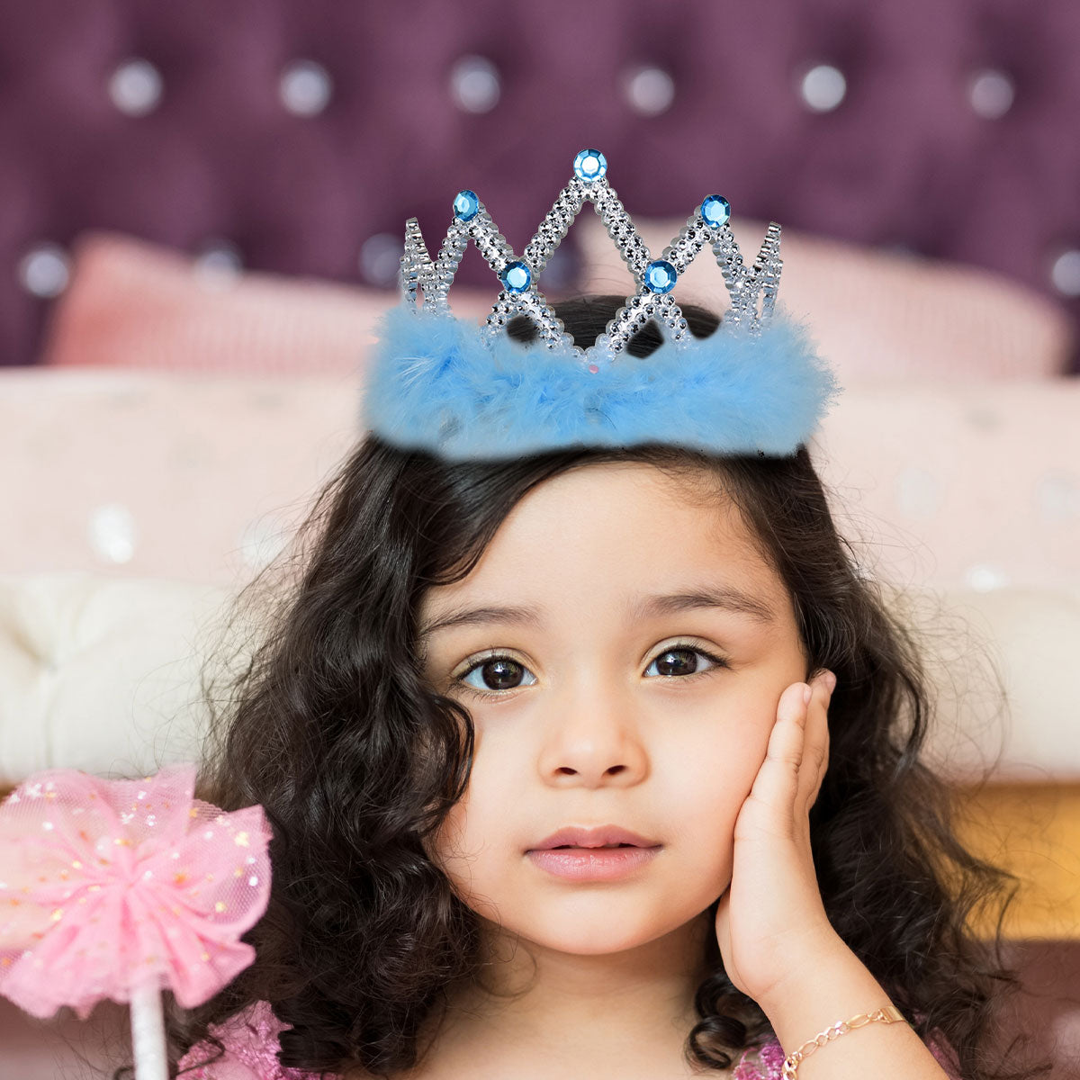 Corona de Princesa con Detalles Azules