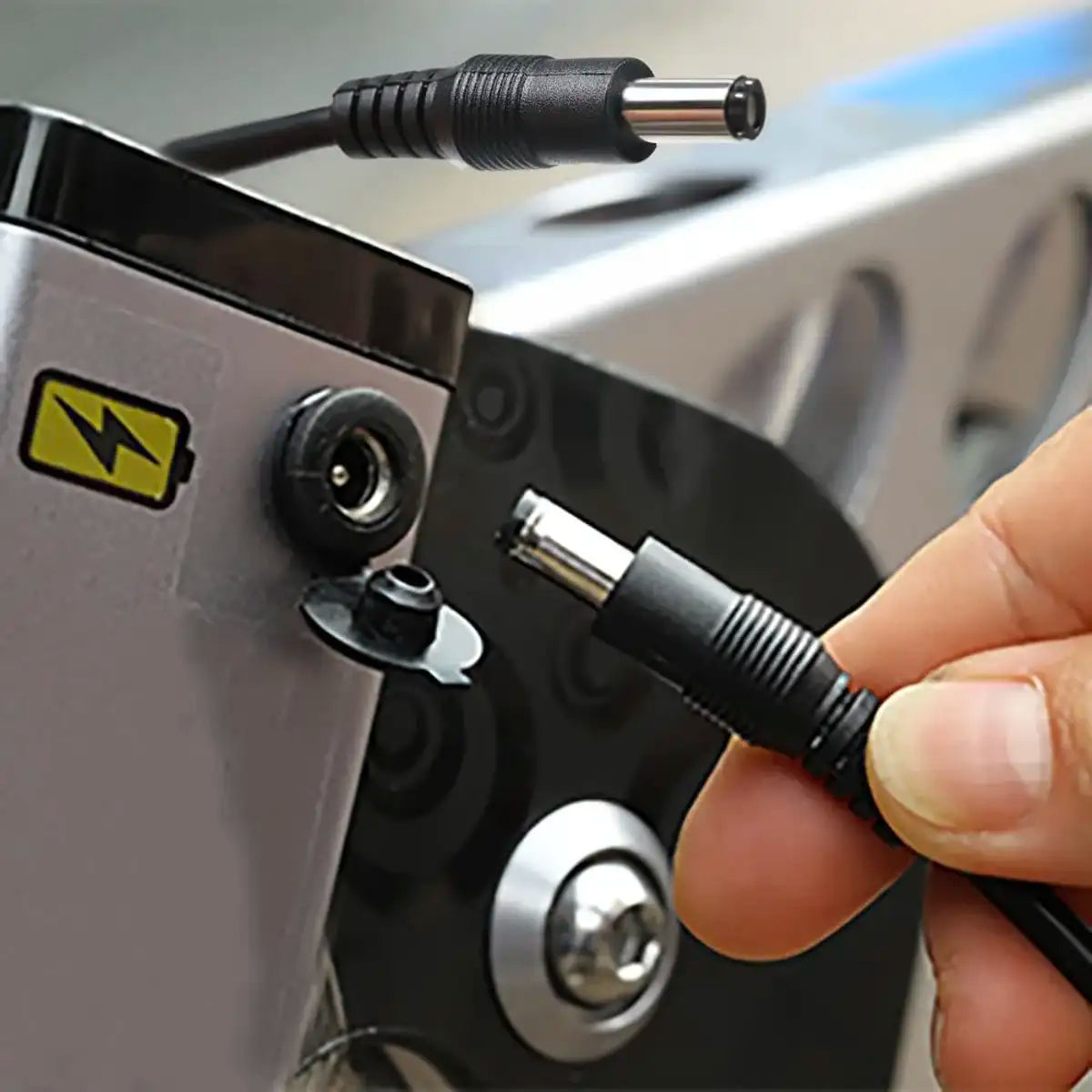 24 02COMVARIEDAD DE ARTICULOS HOGAR 49.99AMZ58