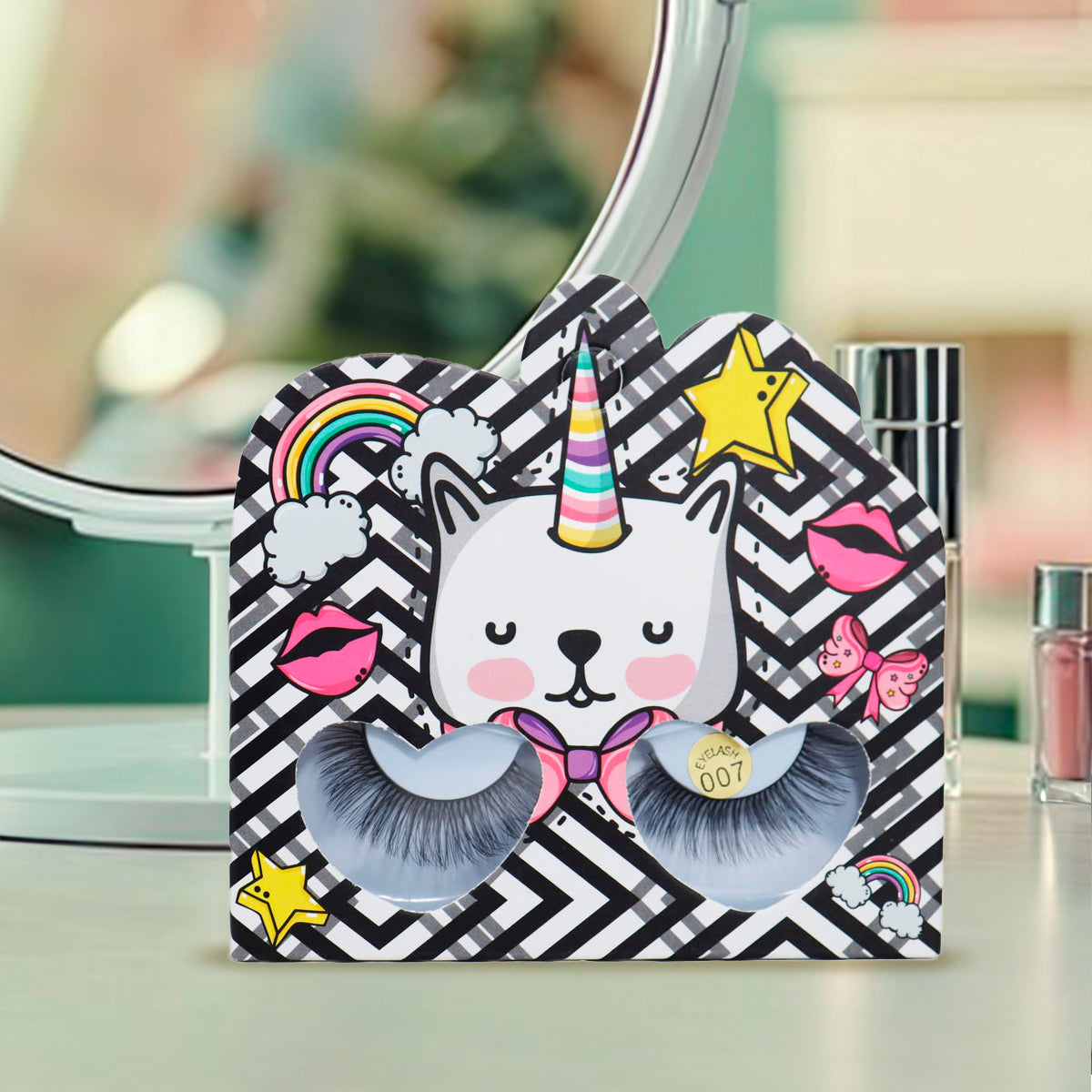 Pestañas Postizas, Empaque Negro de Gatito con Cuerno de Unicornio