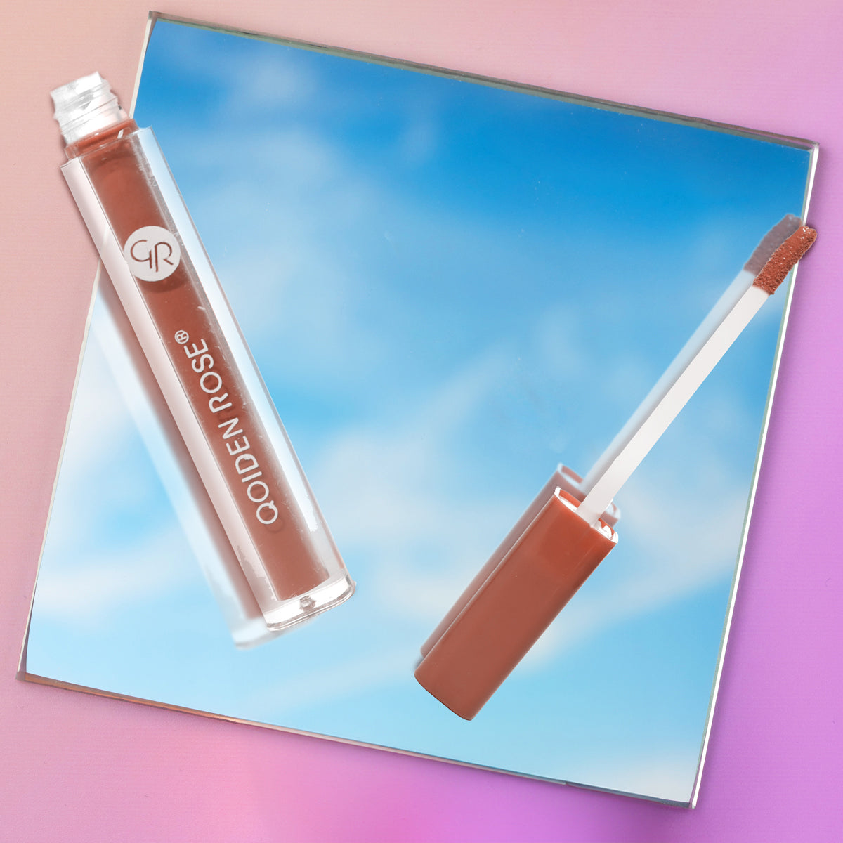 Labial Líquido Mate, Qoiden Rose, Nude Fuerte