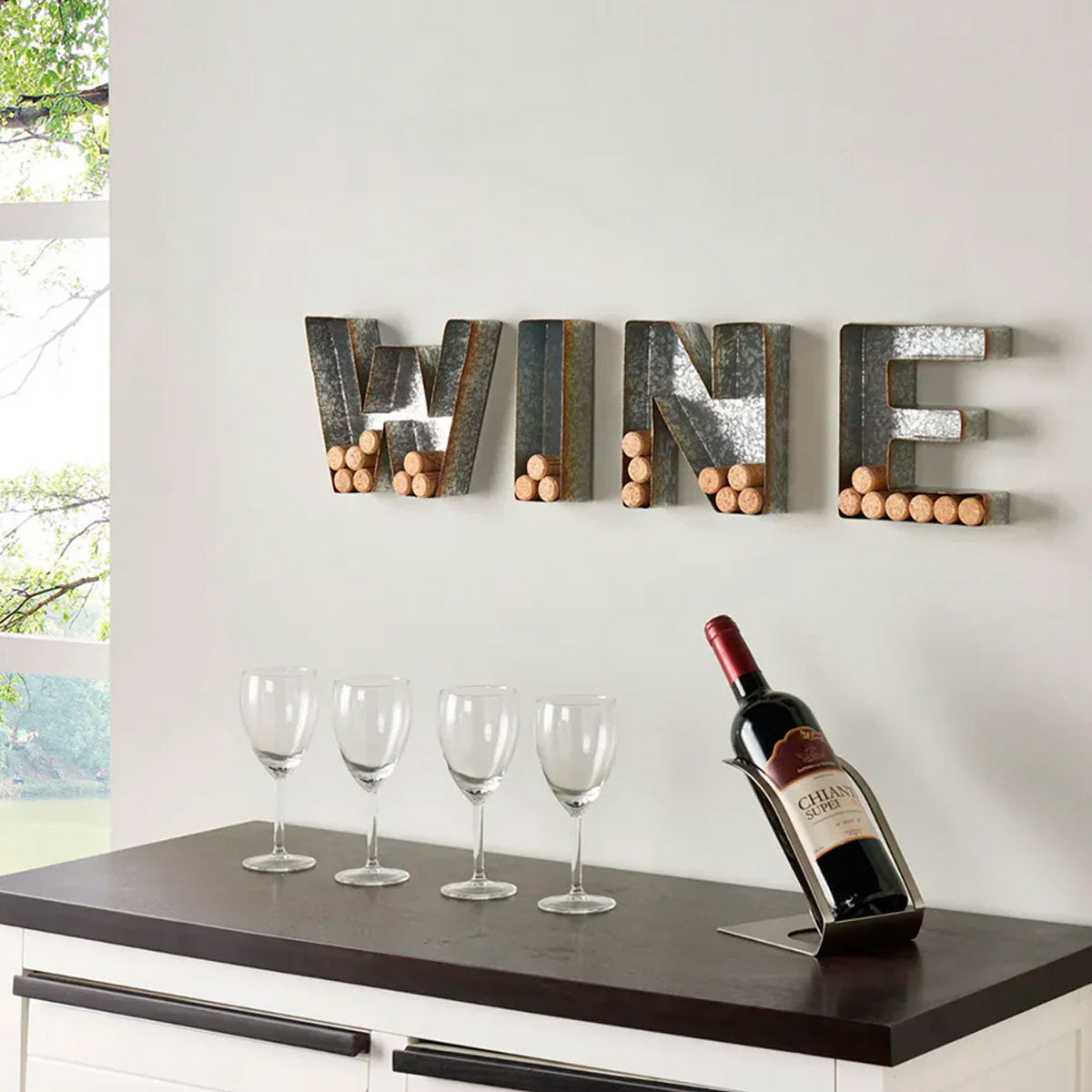 Juego de Letras Decorativas "WINE", Danya B