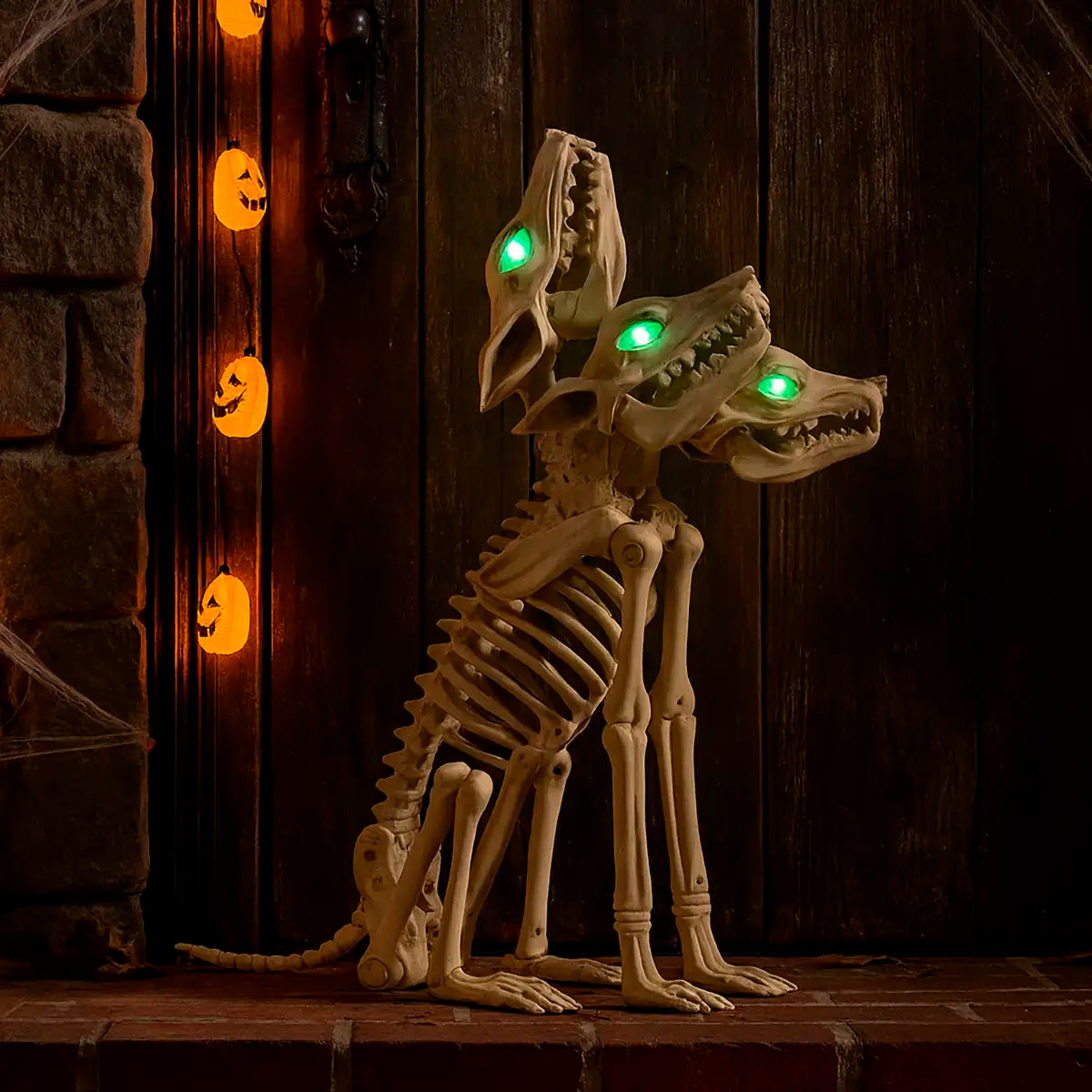 Esqueleto de Lobo de Tres Cabezas Animado