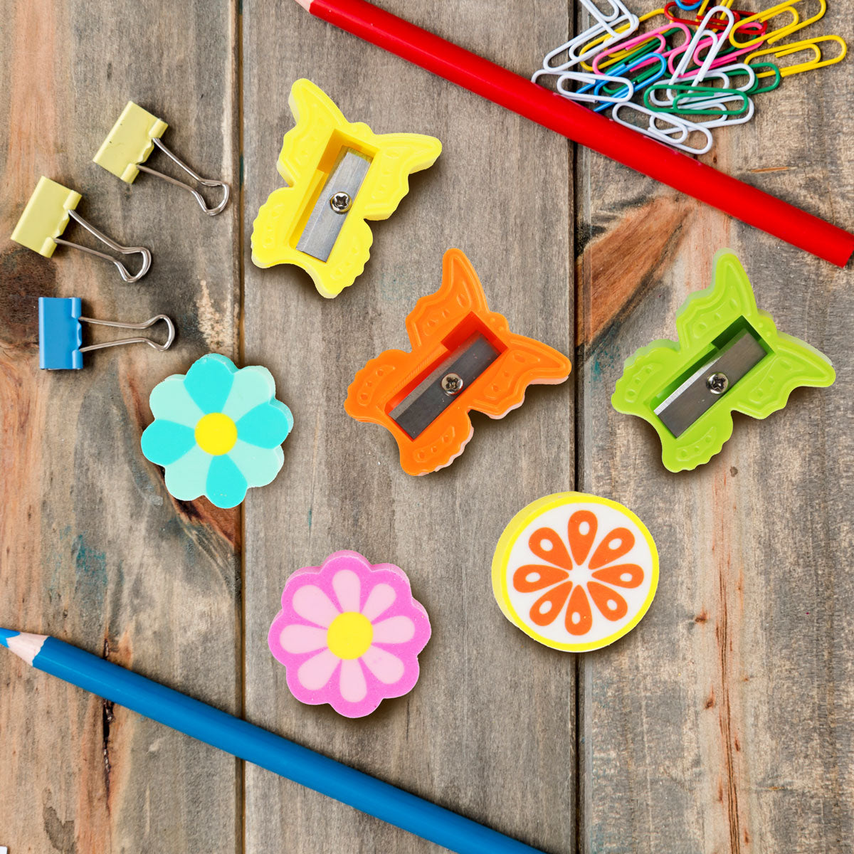 Set de Sacapuntas Mariposa + Gomas, 6 pzas