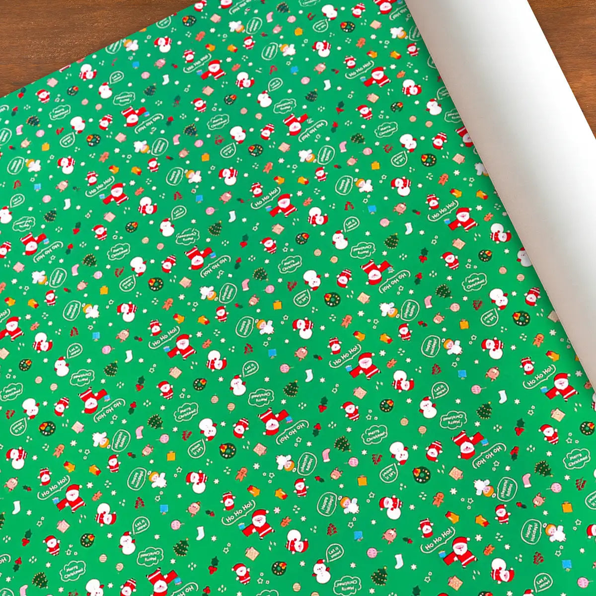 Papel para Envolver Regalos Navideño, Personajes, Color Verde